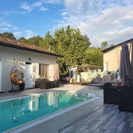 6 Borgo Di Garda