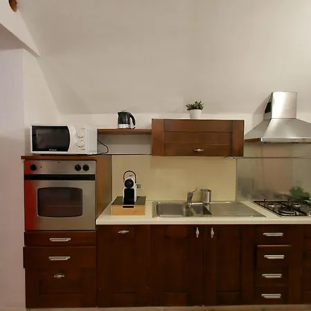 6 Borgo Di Garda Διαμέρισμα
